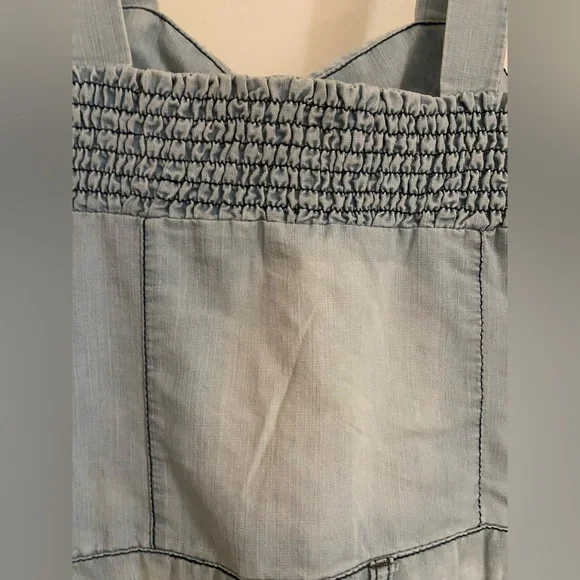 Chic Denim Button-Up Romper Noble - Picture 5 of 9